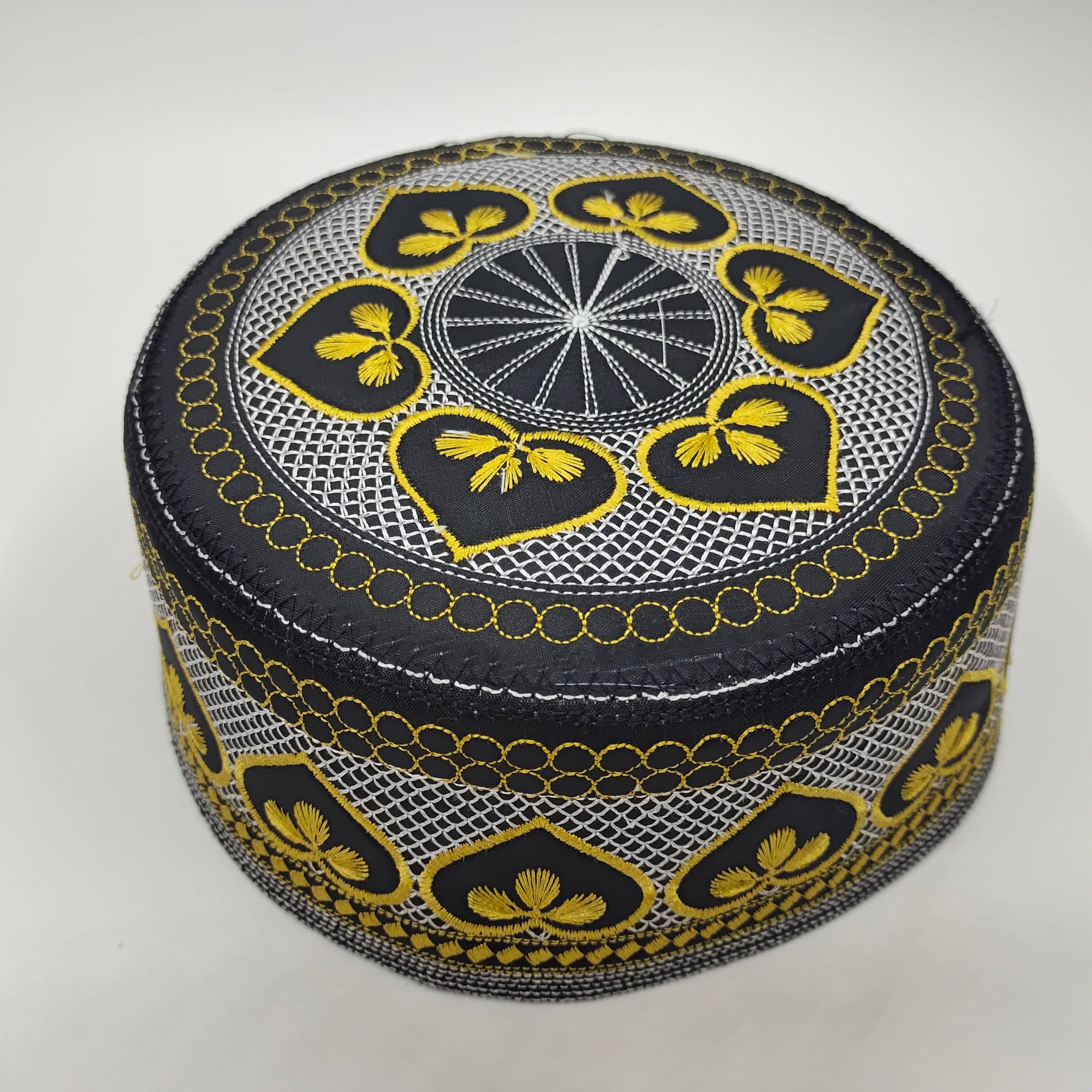 Muslim Cap For Men Clothing Turkey Prayer Hats Kufi Embroidery Islamic Saudi New Autumn And Winter Man's Hat